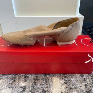 New! Capezio Adult "E-Series" Slip-On Jazz Shoes - Caramel